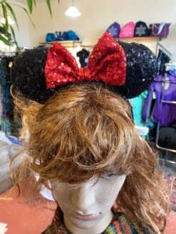 CHARM IT! Disney Minnie Ears - Black -Figure Skating Equipment Store IMG 3164