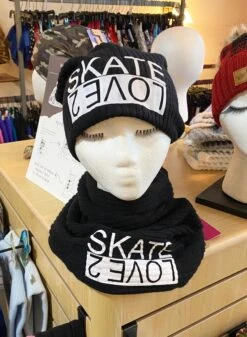 Elite Xpression Ready To Ship Love 2 Skate Scarf & Beanie Set