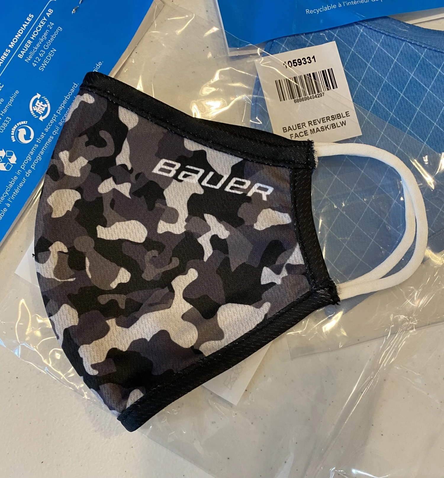 Bauer Ready To Ship Reversible Face Mask - Black 4 Bauer Ready To Ship Reversible Face Mask - Black - Image 2